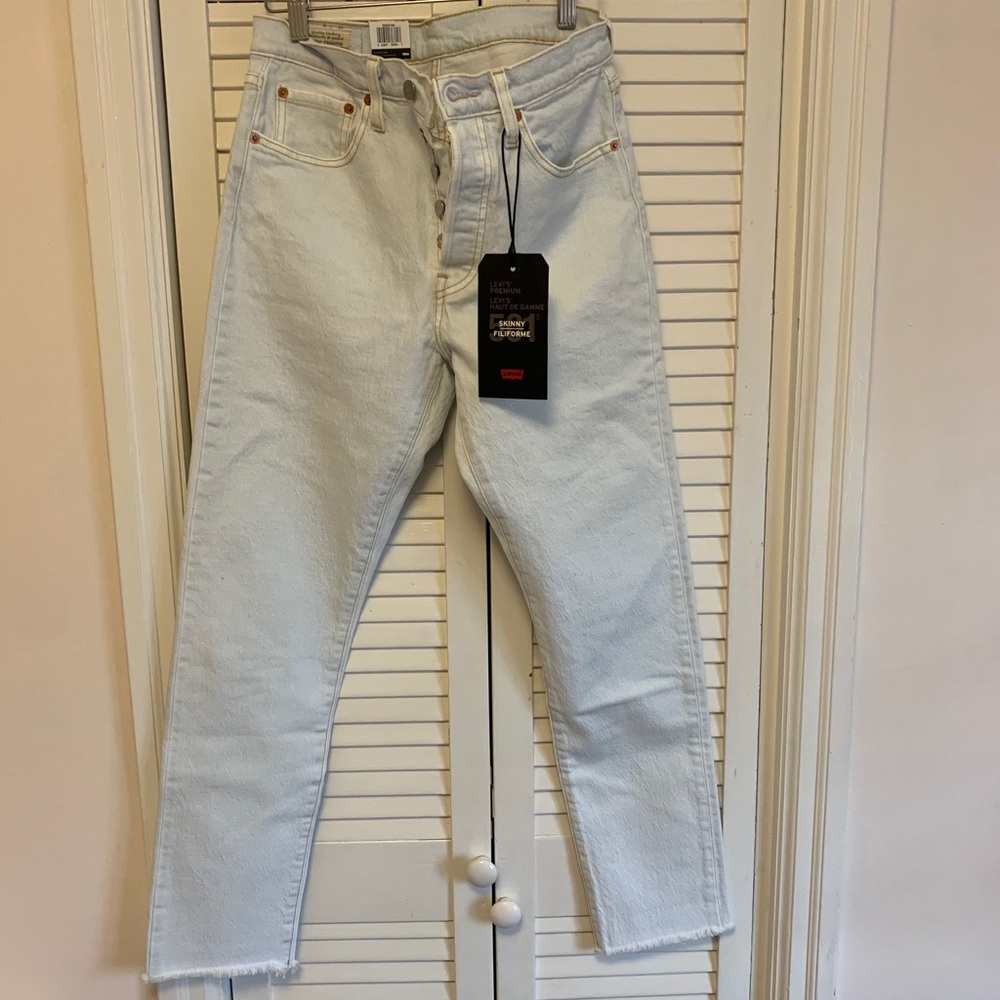 ✨HOST PICK✨Levi’s 501 Skinny Jeans - Picture 3 of 4